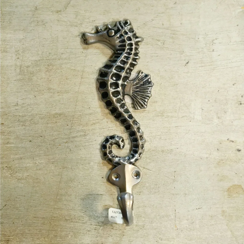 Anthropologie Discontinued Seahorse Wall Hook NWT – Coastal Cast Metal Decor